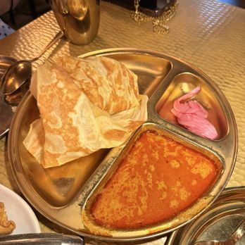 Laut - Thai Near Me - New York, New York