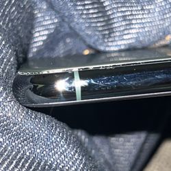 Xclusif Cell & Computer - IPhone 11 pro