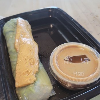 Sizzle&Crunch - My very tasty Spring Roll with tofu along with dipping sauce! - Vietnamese Near Me - Bellevue, Washington Sizzle&Crunch - My very tasty Spring Roll with tofu along with dipping sauce! - Vietnamese Near Me - Bellevue, Washington