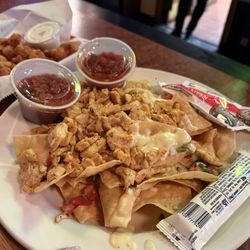 Bowl-A-Vard - Nachos, cheese curds