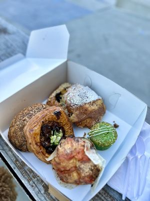 Neighbor Bakehouse by null