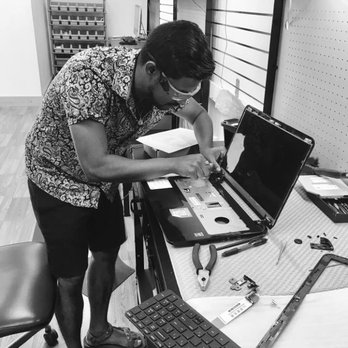 Smart Techs - Apple iOS / Mac certified technician performing repair . - Mobile Phone Repair Near Me - Irving, Texas Smart Techs - Apple iOS / Mac certified technician performing repair . - Mobile Phone Repair Near Me - Irving, Texas
