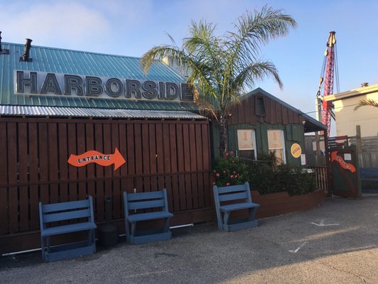 Harborside Bar & Grill by null