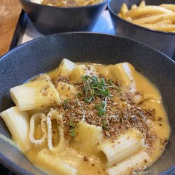 Jack Bean - Vegan mac and cheese