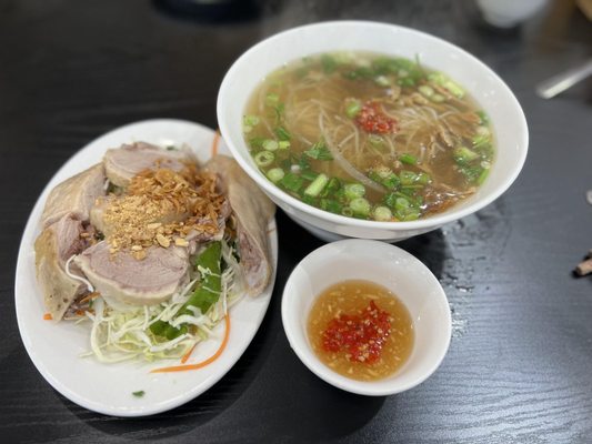 Bun Vit Thanh Da by null
