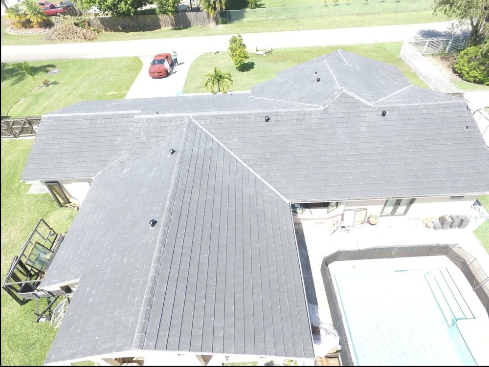 Slide of Del Sol Roofing