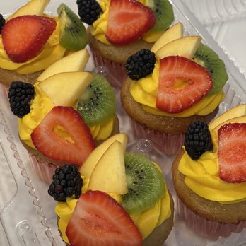 Lala's Bakery - Mango Fling - Custom Cakes Near Me - Aurora, Colorado