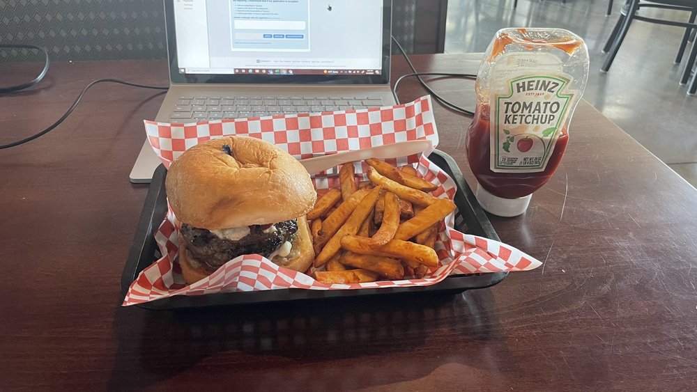 KEGS & MUGS INC Updated July 2024 139 Photos & 107 Reviews 615 Fm