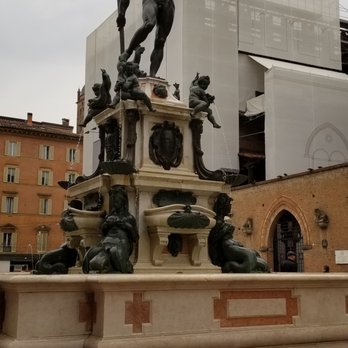 Fontana del Nettuno - The Fountain - Landmarks & Historical Buildings Near Me - Bologna, BO