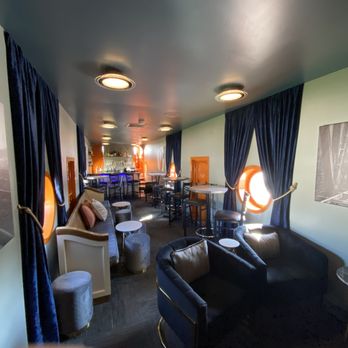 SmokeRidge BBQ - Such a cool art-deco lounge/bar to share a cocktail - Food Trucks Near Me - Veradale, Washington SmokeRidge BBQ - Such a cool art-deco lounge/bar to share a cocktail - Food Trucks Near Me - Veradale, Washington