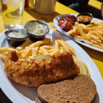 Kegel's Inn - German Near Me - West Allis, Wisconsin