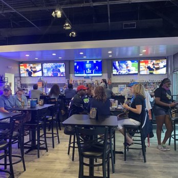 The Draft Room At Berwick - Sports Bars Near Me - Savannah, Georgia