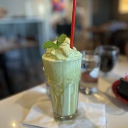 Early Owl - Honey lemon Avo Smoothie
