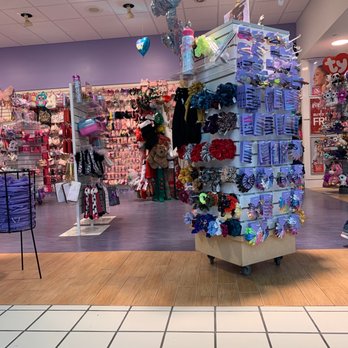 Claire's Boutiques - Jewelry Near Me - Peru, Illinois Claire's Boutiques - Jewelry Near Me - Peru, Illinois
