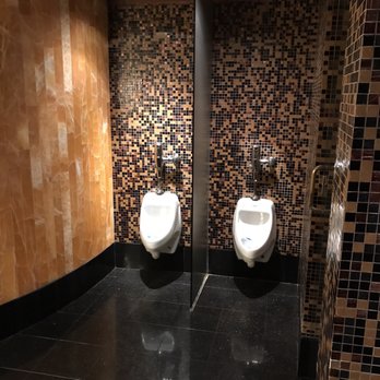 Chart House - Bathroom - Seafood Near Me - San Antonio, Texas