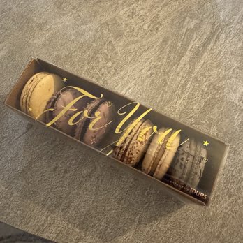 Tous les Jours - 6 pack Macarons - Bakeries Near Me - Franklin, Tennessee Tous les Jours - 6 pack Macarons - Bakeries Near Me - Franklin, Tennessee