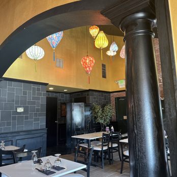 Lotus Vietnamese Cuisine - the interior of the restaurant - Vietnamese Near Me - Vancouver, Washington Lotus Vietnamese Cuisine - the interior of the restaurant - Vietnamese Near Me - Vancouver, Washington
