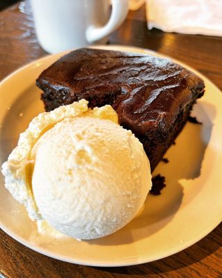 Cracker Barrel Old Country Store by null