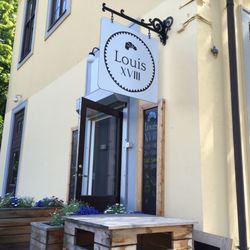 Kafe Louis XVIII