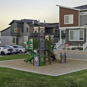 Banner Hill Townhomes - Apartments Near Me - Bluffdale, Utah Banner Hill Townhomes - Apartments Near Me - Bluffdale, Utah
