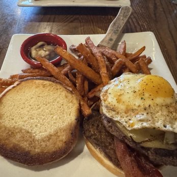 Bricks & Barrels - Seafood Near Me - Charleston, West Virginia