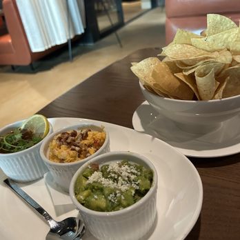 Bennett's Westside Grill - Trio dip - American Near Me - Rocklin, California