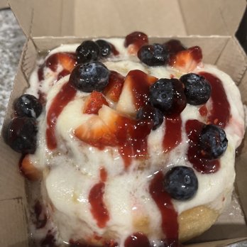 Cinnaholic - Very Berry - Bakeries Near Me - Oak Ridge North, Texas
