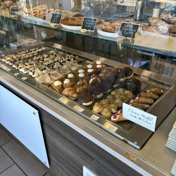 Linda's Dolci - Bakeries Near Me - Albuquerque, New Mexico