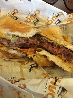 CHUCK BURGER by null