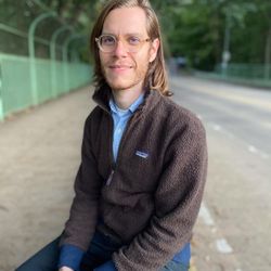 Connecticut River Acupuncture - Hi,
I'm Joshua Warren, Licensed Acupuncturist, and owner of Connecticut River Acupuncture.
