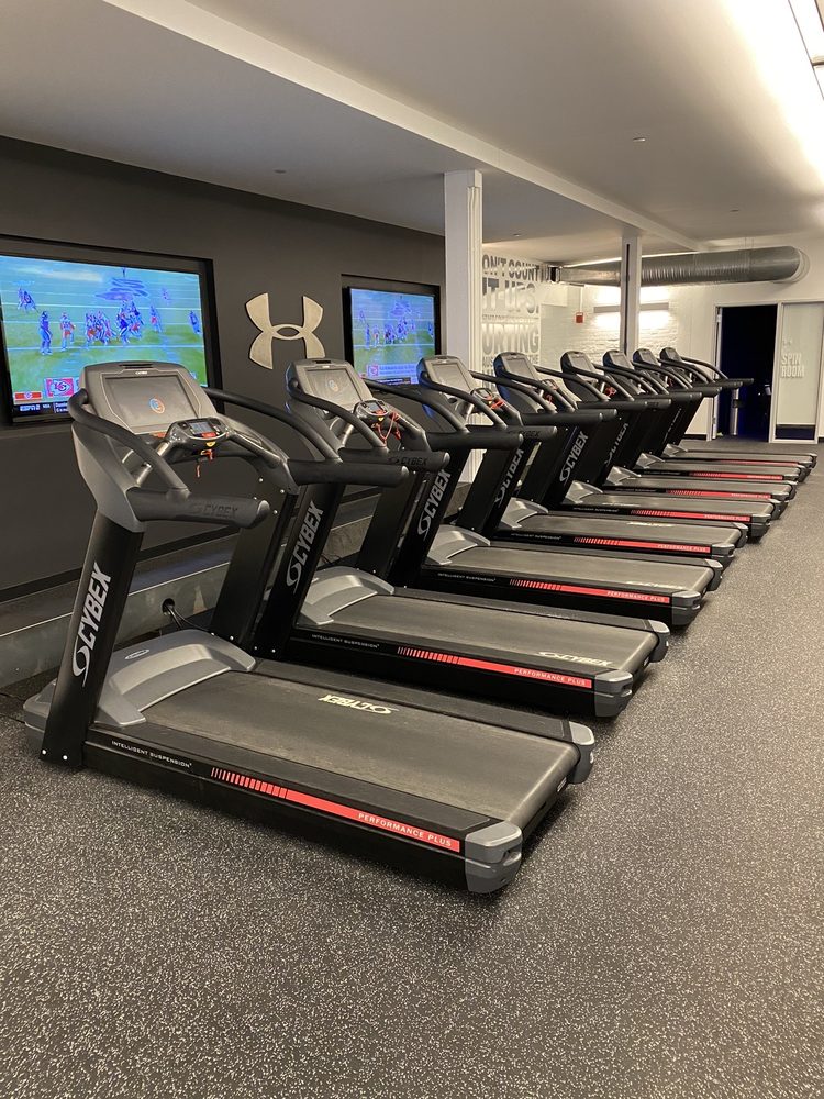 UNDER ARMOUR PERFORMANCE CENTER POWERED BY FX FITNESS 27 Photos