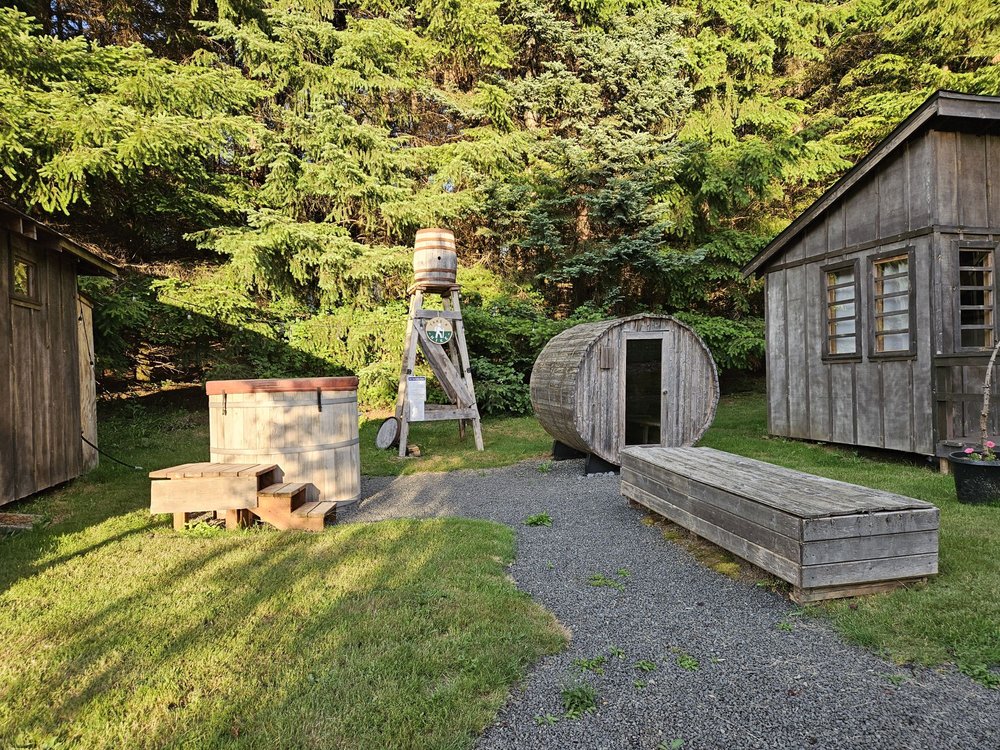 GRANTHAM WOODS FARM Updated September 2024 12 Photos 13505 NE