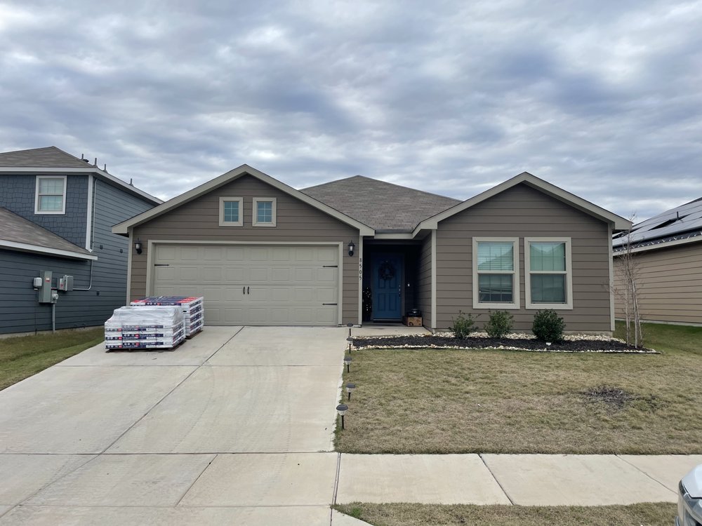 Slide of H & R Roofing