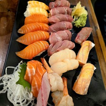 Maguro - Sushi Bars Near Me - Brookline, Massachusetts