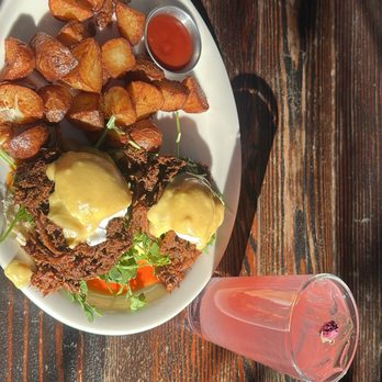 Garden Cafe - Short rib Benedict n rose lemonade - Breakfast & Brunch Near Me - Sherman Oaks, California Garden Cafe - Short rib Benedict n rose lemonade - Breakfast & Brunch Near Me - Sherman Oaks, California