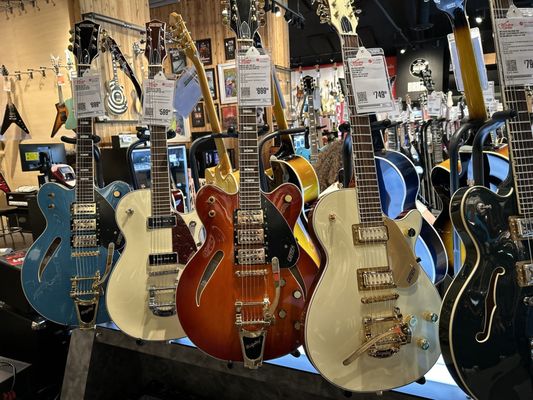 Guitar Center by null