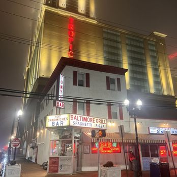 Tony's Baltimore Grill - Rainy Monday in AC - Pizza Near Me - Atlantic City, New Jersey