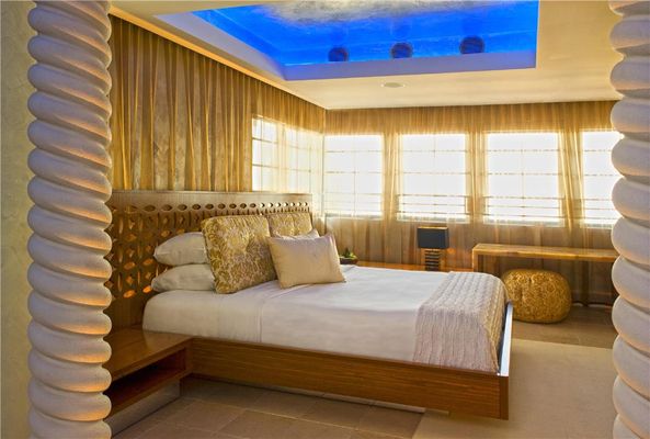 Dream South Beach, by Hyatt by null