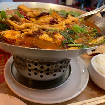 Peter Chang - Combination hot & numbing hot pot - Asian Fusion Near Me - Glen Allen, Virginia