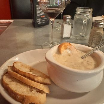 Emberz - Clam chowder - Wine Bars Near Me - Sonora, California