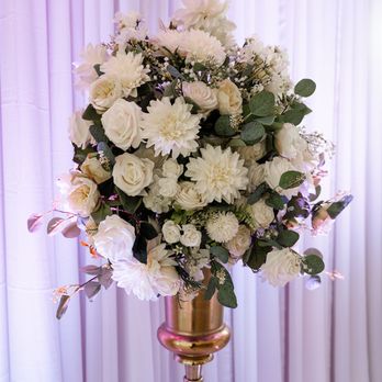 Amour Florist  - Wedding Planning Near Me - Elk Grove, California