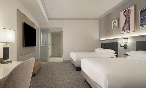 Hilton Anatole by null
