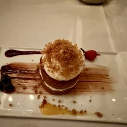 Six Tables a Restaurant - Carrot cake