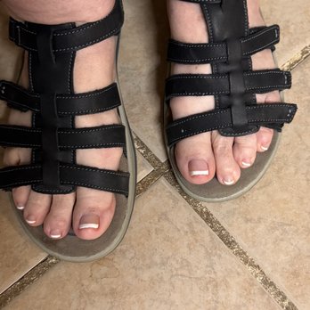 Golden Nail Spa - French pedicure by Thu - Nail Salons Near Me - Elkins, West Virginia Golden Nail Spa - French pedicure by Thu - Nail Salons Near Me - Elkins, West Virginia