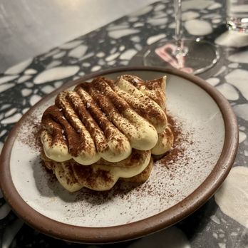 Boia De - Crispy Tiramisus - Italian Near Me - Miami, Florida