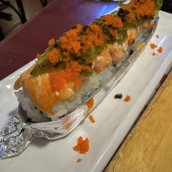 Sushi Monster - Lion King (8 pcs) - Sushi Bars Near Me - Belmont, California Sushi Monster - Lion King (8 pcs) - Sushi Bars Near Me - Belmont, California