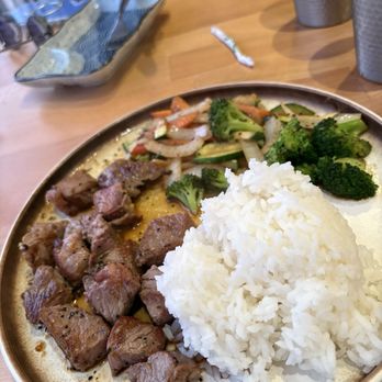 Aki Sushi and Ramen - Hibachi steak for lunch - Sushi Bars Near Me - Sugar Land, Texas Aki Sushi and Ramen - Hibachi steak for lunch - Sushi Bars Near Me - Sugar Land, Texas