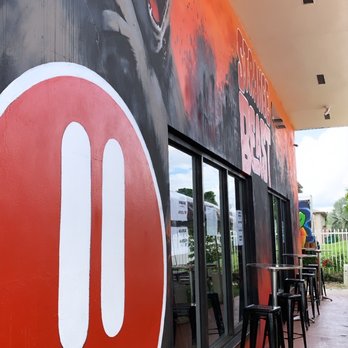 Strange Beast - Outdoor seating - Pizza Near Me - Miami, Florida Strange Beast - Outdoor seating - Pizza Near Me - Miami, Florida