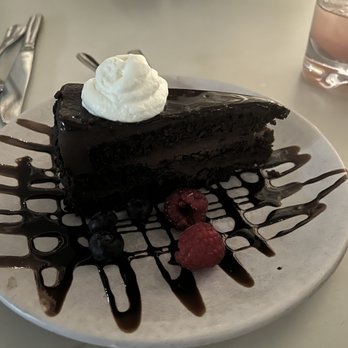 Offshore Rooftop - Chocolate cake - New American Near Me - Chicago, Illinois