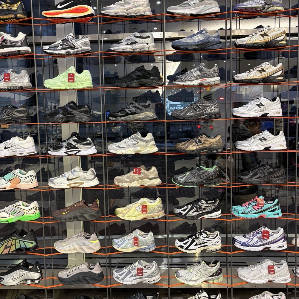 nike outlet in queens